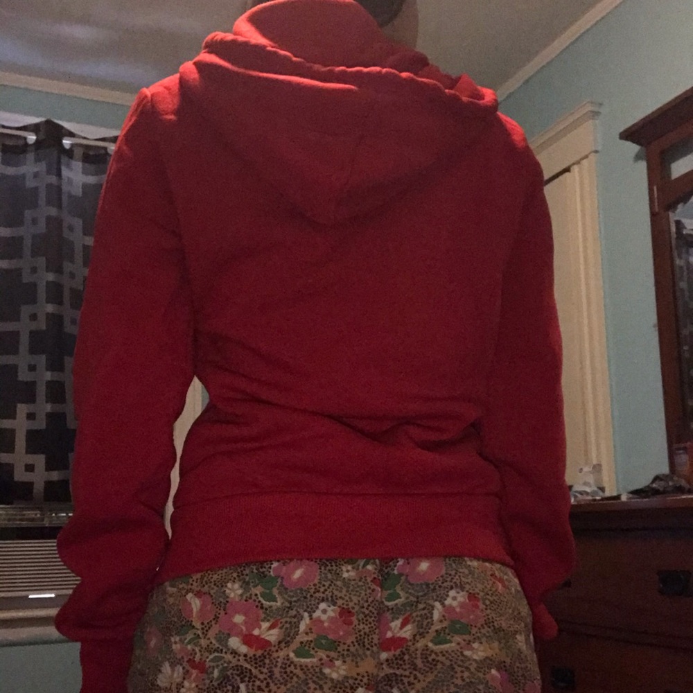 Red jacket - Picture 2 of 2